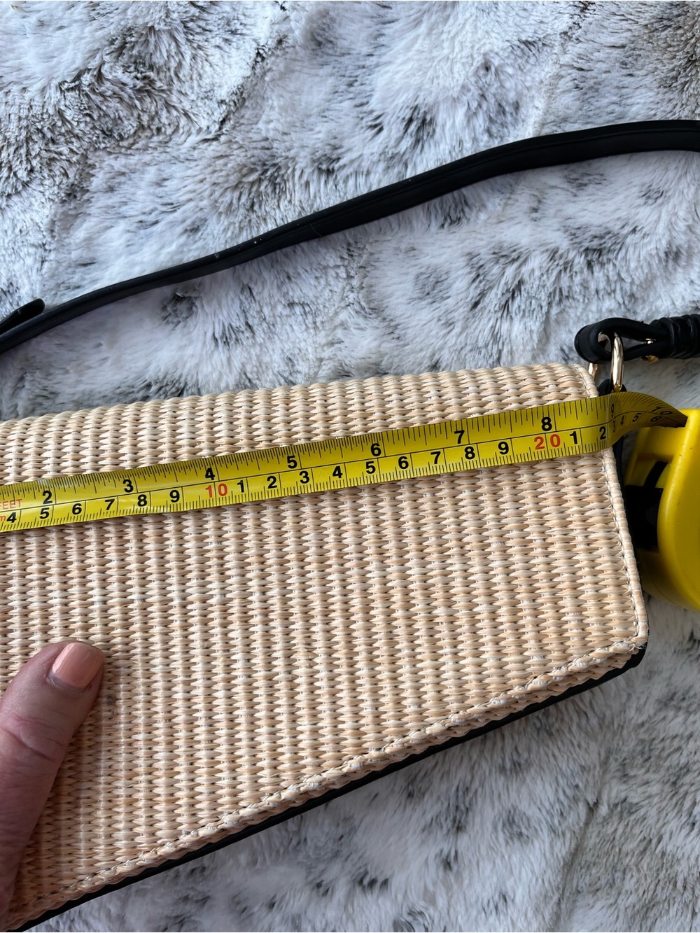 Woven Straw Shoulder Bag with Black Faux Leather Strap - Picture 6 of 9